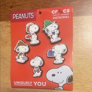 CROCS Peanuts Snoopy Jibbitz Charms - White with Red, Green & Blue Accents